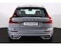 Volvo XC60 T6 Recharge AWD Ultra Dark - Luchtvering - Panorama/schuifdak - IntelliSafe Assist & Surround - 360º Camera - Harman/Kardon audio - Adaptieve LED koplampen - Verwarmde voorstoelen, stuur & achterbank - Parkeersensoren voor & achter - Elektr. bedienb. voorstoelen met geheugen - Head up display - Draadloze tel. lader - Elektr. inklapbare trekhaak - 20' LMV