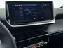 Peugeot 208 GT Hybrid 110pk Automaat | DEMO | Navigatie | Camera v+a | Climate Control | Adaptieve Cruise Control | Parkeersensoren v+a | Armsteun | Keyless | Full Led koplampen | Dodehoeksensor| Leder/stof sportstoelen | Bluetooth | Draadloze Apple CarPlay / Android Auto | DAB+ radio | Donker getint glas | 17" lichtmetalen velgen |