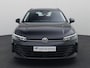 Volkswagen Passat Variant 1.5eTSI/150PK DSG · Navigatie · Stoel-& stuurverwarming · Apple/Android · Garantie tot juni 2026