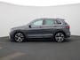 Volkswagen Tiguan 1.4 TSI eHybrid R-Line | 245 PK | SoH 85% | R-line | Automaat | Navigatie | Panoramadak | 360 Camera | Adaptive Cruise Control | Trekhaak | Stoelverwarming | Parkeersensoren | Lichtmetalen velgen | Privacy glass |