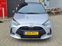 Toyota Yaris 1.5 Hybrid 130 Executive PLUS PAKKET PANORAMADAK HEAD UP BLIND SPOT STUUR EN STOELVERWARMING