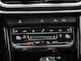 Volkswagen T-Roc 1.5 TSI R-Line Automaat | Stoelverwarming | Trekhaak | Navigatie | Camera | Parkeersensoren | Electrische klep | Apple carplay |