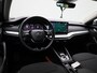 Skoda Octavia Combi 1.5 TSI MHEV Business Edition 115 PK | Automaat | Navigatie | Lichtmetalen Velgen | Climate Control | Achteruitrijcamera | Parkeersensoren | Wegklapbare Trekhaak | LED | Cruise Control | Virtual Cockpit | Apple Carplay & Android auto | Keyless | Elektrische Achterklep |