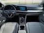 Volkswagen Golf 1.0 TSI 110pk Life Sport | Navigatie + Carplay | 17"inch Ventura | Camera |