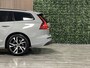 Volvo V60 B3 Core | Harman Kardon | Adaptieve Cruise Control | Stoelverwarming voor+achter | Stuurwielverwarming | Pilot Assist | BLIS Dode Hoek Detectie | Lederen bekleding | 18 Inch | Google Infotainment | Keyless Drive | Privacy Glass | Parkersensoren voor+achte