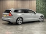 Volvo V60 B3 Core | Harman Kardon | Adaptieve Cruise Control | Stoelverwarming voor+achter | Stuurwielverwarming | Pilot Assist | BLIS Dode Hoek Detectie | Lederen bekleding | 18 Inch | Google Infotainment | Keyless Drive | Privacy Glass | Parkersensoren voor+achte