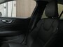 Volvo V60 B3 Core | Harman Kardon | Adaptieve Cruise Control | Stoelverwarming voor+achter | Stuurwielverwarming | Pilot Assist | BLIS Dode Hoek Detectie | Lederen bekleding | 18 Inch | Google Infotainment | Keyless Drive | Privacy Glass | Parkersensoren voor+achte