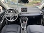 Mazda 2 1.5 Skyactiv-G Luxury | ACHTERUITRIJCAMERA | STOEL- EN STUURVERWARMING | CRUISE CONTROL | CLIMATRONIC | CARPLAY | RIJSTROOKBEGELEIDING | NED AUTO | *6 jaar garantie