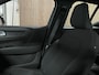 Volvo EX40 Single Motor Extended Range Plus | Trekhaak | All Season banden | Adaptieve Cruise Control | Stoel en Stuurwielverwarming | 19 inch | Parkeercamera | Pilot Assist | BLIS Dode Hoek Detectie | Textiel City Canvas bekleding | Zitting verlenging voorstoelen |