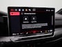 Volkswagen Golf 1.5 eHybrid GTE | Automaat | Panoramadak | Navigatie | Apple Carplay / Android Auto | Trekhaak Inklapbaar | Digital Cockpit | Advanced Keyless | Heads-up Display | Stoel- Stuurverwarming | Lichtmetalen Velgen |