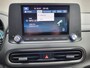 Hyundai Kona Electric EV Comfort 64 kWh / 3 Fasen Laden /CCS Snelladen / WLTP bereik 484 km / Dealer onderhouden / Apple Carplay / Android Auto / Camera / Kreil audio / DAB / Stuur-, en voorstoelverwarming