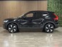 Volvo XC40 Single Motor Extended Range Plus | Trekhaak | All Season banden | Adaptieve Cruise Control | Stoel en Stuurwielverwarming | 20 inch | Parkeercamera | Pilot Assist | BLIS Dode Hoek Detectie | Textiel City Canvas bekleding | Zitting verlenging voorstoelen |