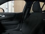 Volvo XC40 Single Motor Extended Range Plus | Trekhaak | All Season banden | Adaptieve Cruise Control | Stoel en Stuurwielverwarming | 20 inch | Parkeercamera | Pilot Assist | BLIS Dode Hoek Detectie | Textiel City Canvas bekleding | Zitting verlenging voorstoelen |