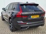 Volvo XC60 T6 Plus Dark | Panoramadak | Trekhaak | Stoel/Stuur Verwarming |