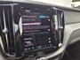 Volvo XC60 T6 Plus Dark | Panoramadak | Trekhaak | Stoel/Stuur Verwarming |