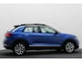 Volkswagen T-Roc 1.5 TSI Style Business Panoramadak, Stoel/Stuurverwarming, Camera, ACC, Apple Carplay, 17''
