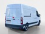 Renault Master T35 2.3 dCi 135 L2H2 Comfort Navi airco camera parkeersensoren cruise controle trekhaak zeer mooie bus dealer onderhouden