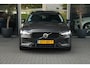Volvo V60 2.0 T8 Plug-in hybrid AWD Ultra Dark | Head-Up | Panoramadak | Harman Kardon | Trekhaak | Leder | Adaptive Cruise | BLIS | Elek stoelen + geheugen