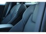 Volvo V60 2.0 T8 Plug-in hybrid AWD Ultra Dark | Head-Up | Panoramadak | Harman Kardon | Trekhaak | Leder | Adaptive Cruise | BLIS | Elek stoelen + geheugen