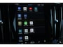 Volvo V60 2.0 T8 Plug-in hybrid AWD Ultra Dark | Head-Up | Panoramadak | Harman Kardon | Trekhaak | Leder | Adaptive Cruise | BLIS | Elek stoelen + geheugen