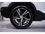 Volvo XC40 2.0 B4 Ultra Dark Harman Kardon Panodak Apple Carplay Camera 360 Velgen 20 inch