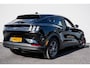 Ford Mustang Mach-E Extended RWD 98 kWh Trekhaak/ Panoramadak/ B&O/ Leer/ Stoel-stuurverwarming/ Memory/ 360 Camera