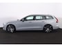 Volvo V60 T6 Recharge AWD Plus Dark - IntelliSafe Assist & Surround - 360º Camera - Harman/Kardon audio - Verwarmde voorstoelen, stuur & achterbank - Parkeersensoren voor & achter - Elektr. bedienb. voorstoelen met geheugen - Elektr. inklapbare trekhaak - 18' LMV