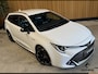 Toyota Corolla Touring Sports 2.0 Hybrid Business GR-Sport Trekhaak. Apple-carplay. Head-up display. Hollandse auto met NAP
