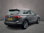 Volkswagen Tiguan Comfortline Business R 1.5 TSI 130pk Adaptive cruise control, Elektrische achterklep, LED koplampen, Navigatie, Parkeersensoren, App connect