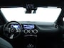 Mercedes-Benz GLA 250 e Plug-In Hybride | Night Pakket | Panorama Schuif-Kanteldak | Trekhaak | Memory voorstoelen | Distronic adapt Cruise | Sportstoelen Spacegrey lederlook | Winterpakket Inclusief 24 maanden MB Certified garantie voor Europa.