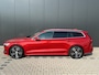 Volvo V60 T8 Twin Engine AWD Inscription | Trekhaak | Panoramadak | Massage & Geventileerde stoelen | Head up Display | Memory seats | 360 Camera |