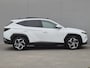 Hyundai Tucson 1.6 T-GDI PHEV Plug-in Premium Sky 4WD Automaat / Trekgewicht 1350 kg / Glazen schuif- en kanteldak / Apple Carplay Android Auto / Allseason Banden / Stuur-, Stoel en Achterbankverwarming / Elektrische achterklep