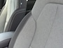 Volvo XC40 B4 Plus Black Edition | Adaptieve Cruise Control | Dodehoek Detectie | Elektrische stoelverstelling | Stoel+Stuurverwarming | Parkeercamera | 20 Inch