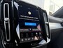 Volvo XC40 B4 Plus Black Edition | Adaptieve Cruise Control | Dodehoek Detectie | Elektrische stoelverstelling | Stoel+Stuurverwarming | Parkeercamera | 20 Inch