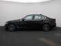 BMW 5-Serie 520i High Executive Edition AUTOMAAT | LEDER | M SPORT VELGEN | SPORTSTOELEN | CLIMA | CRUISE | NAVIGATIE | APPLE CARPLAY | PDC | MEMORY | ELEKTRISCHE STOEL | STOELVERWARMING |