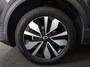 Volkswagen T-Roc 1.0 TSI Life Edition GOAL 115 PK | Navigatie | automatische Airco | Parkeer assistent |