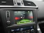 Renault Kadjar TCe 130 EDC Intens - RIJKLAARPRIJS - Trekhaak - Achteruitrijcamera - All Seasonbanden - Dealeronderhouden
