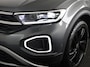 Volkswagen T-Roc 1.0 TSI Style 115 PK | Verlengde garantie | Black Style | Trekhaak afneembaar | Navigatie |