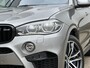 BMW X5 M 575pk | Pano-Dak/Head-Up/H&K/Softclose/Parkeercamera | Keramische Coating