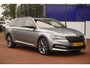 Skoda Superb Combi 1.4 TSI iV Sportline Business+Comf-Pakket+Pano-dak+360-Camera+Vitrual+trekhaak+19"lmv+Function-Pakket+navigatie