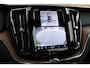 Volvo XC60 T6 Plug-in hybrid AWD Ultra Dark | Full option | Luchtvering | Bowers & Wilkins | Massage/ventilatie stoelen