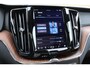 Volvo XC60 T6 Plug-in hybrid AWD Ultra Dark | Full option | Luchtvering | Bowers & Wilkins | Massage/ventilatie stoelen