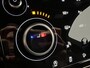 Land Rover Range Rover Evoque 1.5 P300e AWD R-Dynamic SE Panoramadak Navigatie Apple Carplay/Android Auto Camera Parkeersensoren Adaptive Cruise Control Dodehoek Assistent Elektrische achterklep Stoel- en stuurverwarming Memory stoelen Climate Control Ledverlichting