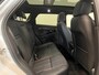 Land Rover Range Rover Evoque 1.5 P300e AWD R-Dynamic SE Panoramadak Navigatie Apple Carplay/Android Auto Camera Parkeersensoren Adaptive Cruise Control Dodehoek Assistent Elektrische achterklep Stoel- en stuurverwarming Memory stoelen Climate Control Ledverlichting