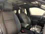 Land Rover Range Rover Evoque 1.5 P300e AWD R-Dynamic SE Panoramadak Navigatie Apple Carplay/Android Auto Camera Parkeersensoren Adaptive Cruise Control Dodehoek Assistent Elektrische achterklep Stoel- en stuurverwarming Memory stoelen Climate Control Ledverlichting