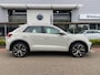 Volkswagen T-Roc 1.5 TSI R-Line Business / PANODAK / 19"LMV / APP.Connect / NAVI / CAMERA