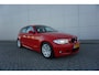BMW 1-Serie 120i Executive AUTOMAAT - Climate / Navi / Pano / Cruise / Parkeers. / Elektr. ramen /