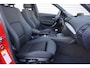 BMW 1-Serie 120i Executive AUTOMAAT - Climate / Navi / Pano / Cruise / Parkeers. / Elektr. ramen /