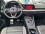 Volkswagen Golf 2.0 TSI GTI / AUTOMAAT/ GARANTIE TM 01-2027/ PANO/ HARMAN-KARDON/ STANDKACHEL/ CAMERA/ HEAD-UP DISPLAY/ DODE HOEK/ MEMORY SEATS/ STOELVERWARM. V EN A/ STOEL VENTILATIE/ KEYLESS/ APP CONNECT/ NAVI