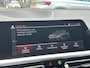 BMW 3-Serie 318i Business Edition, M-Sport, Schuifkanteldak, Individual kleur, Sportstoelen, Stoelverwarming,